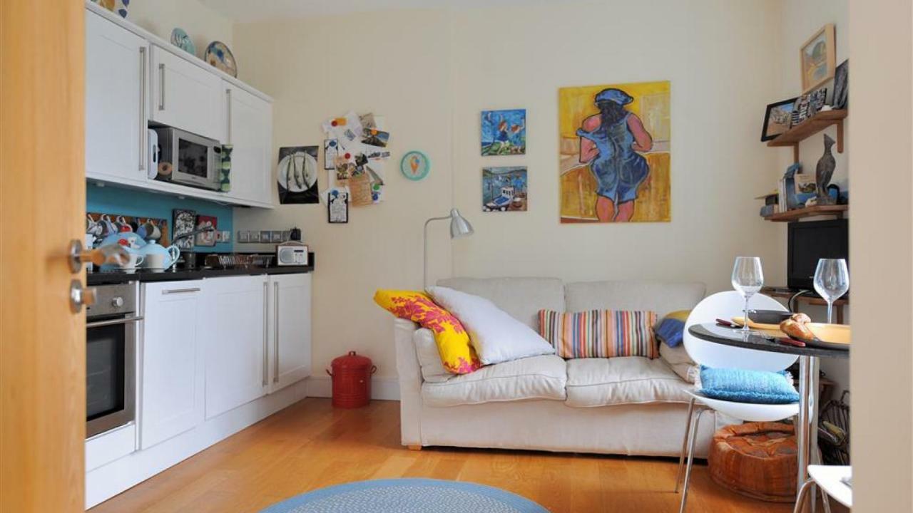 6 Coram Tower Lägenhet Lyme Regis Exteriör bild